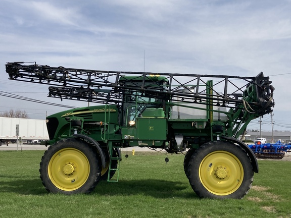 2005 John Deere 4720 Sprayer/High Clearance