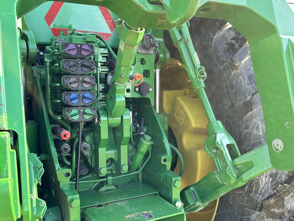 2017 John Deere 8320R Tractor