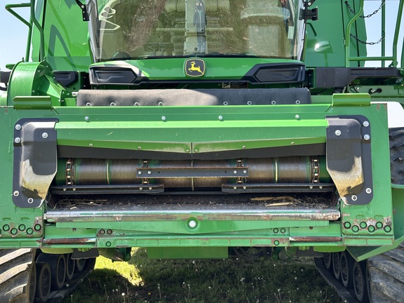 2022 John Deere X9 1000 Combine