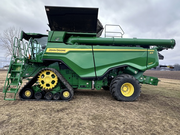 2022 John Deere X9 1000 Combine