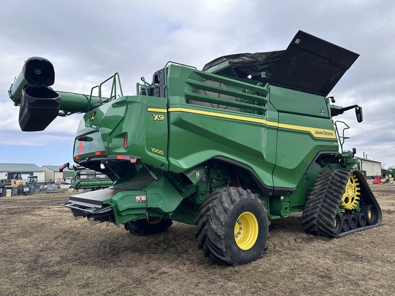 2022 John Deere X9 1000 Combine
