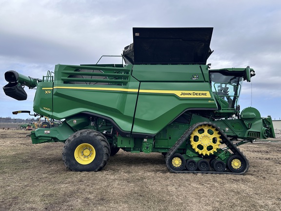 2022 John Deere X9 1000 Combine