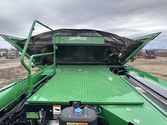 2022 John Deere X9 1000 Combine