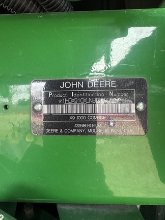 2022 John Deere X9 1000 Combine