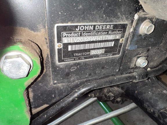 2016 John Deere 2032R Tractor Compact