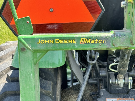 2016 John Deere 2032R Tractor Compact