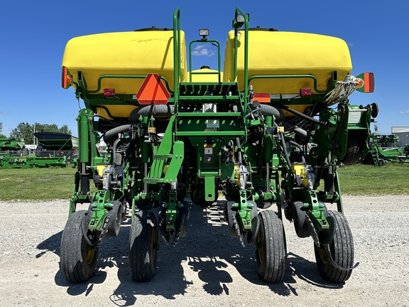 2010 John Deere 1770NT CCS Planter