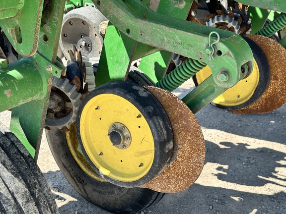 2010 John Deere 1770NT CCS Planter