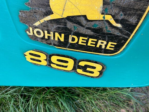 1996 John Deere 893 Header Corn Head