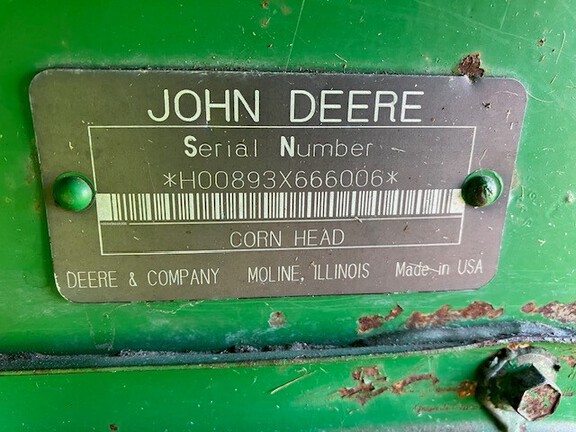 1996 John Deere 893 Header Corn Head