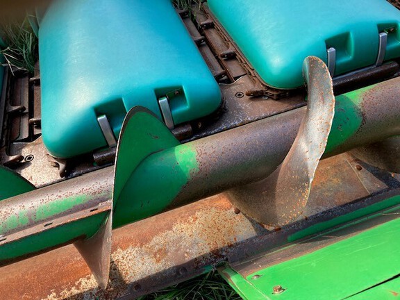 1996 John Deere 893 Header Corn Head