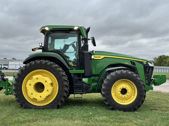 2023 John Deere 8R 340 Tractor