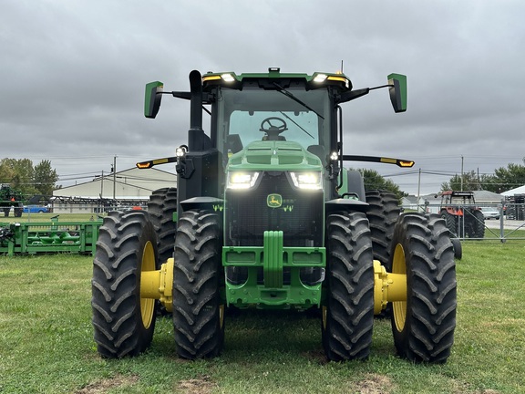 2023 John Deere 8R 340 Tractor