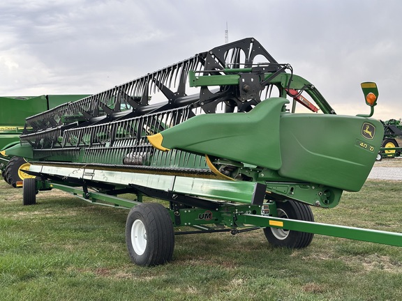 2016 John Deere 640FD Header Combine