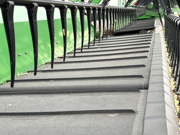 2016 John Deere 640FD Header Combine