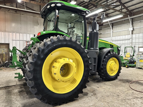 2014 John Deere 8270R Tractor