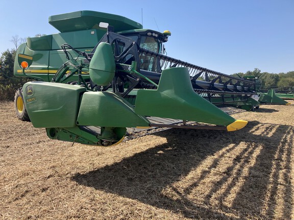 2013 John Deere 635FD Header Combine