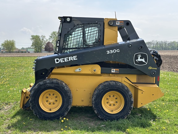2021 John Deere 330G Skid Steer Loader