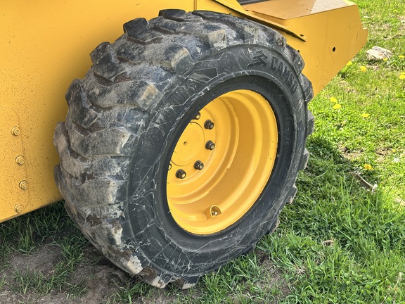 2021 John Deere 330G Skid Steer Loader