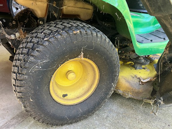 2009 John Deere X300 Garden Tractor