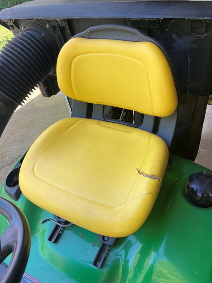 2009 John Deere X300 Garden Tractor