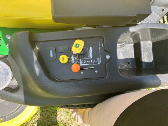 2011 John Deere Z655 Mower/Zero Turn