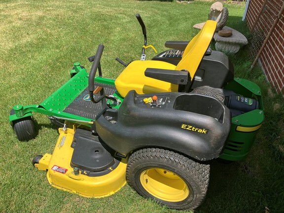 2011 John Deere Z655 Mower/Zero Turn