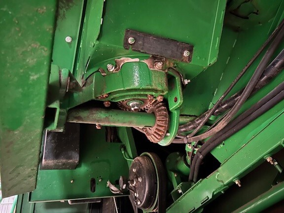 2007 John Deere 9560 STS Combine