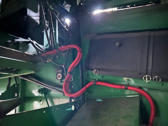 2007 John Deere 9560 STS Combine