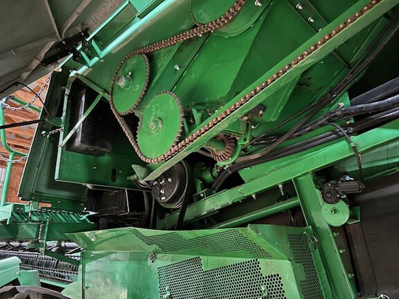 2007 John Deere 9560 STS Combine