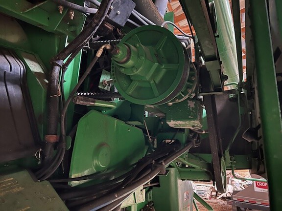 2007 John Deere 9560 STS Combine