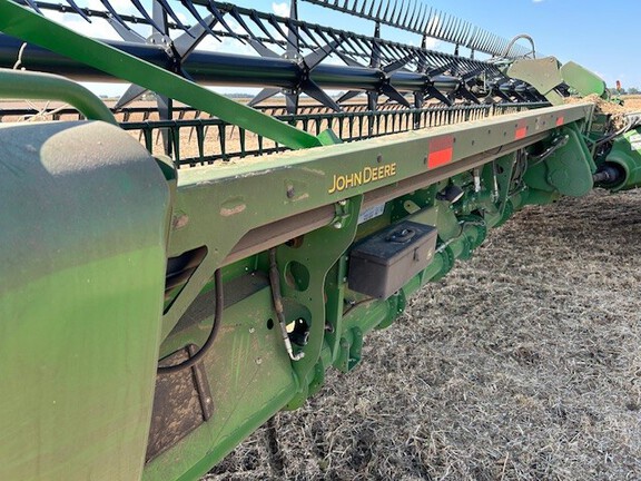 2020 John Deere 745FD Header Combine