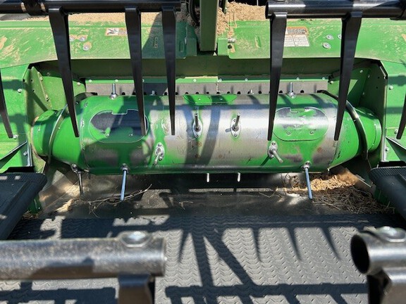 2020 John Deere 745FD Header Combine