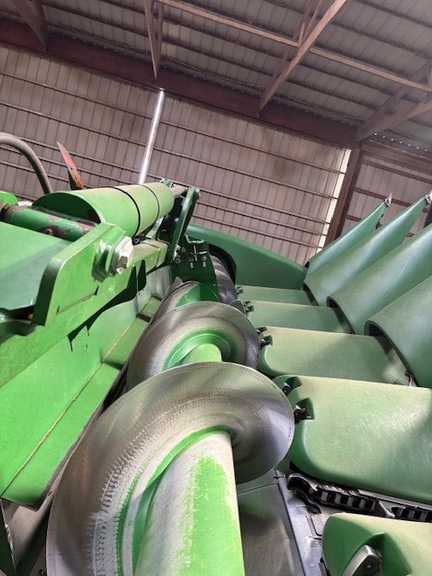 2016 John Deere 612FC Header Corn Head