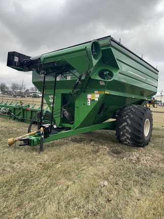 2010 J&M 875-18 Grain Cart