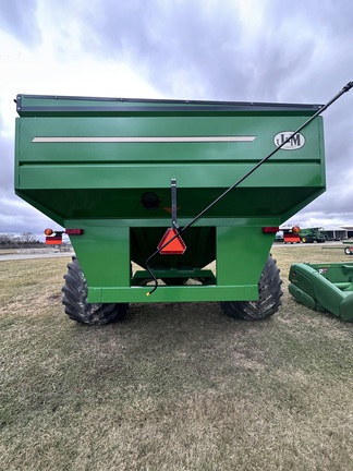 2010 J&M 875-18 Grain Cart