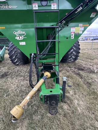 2010 J&M 875-18 Grain Cart