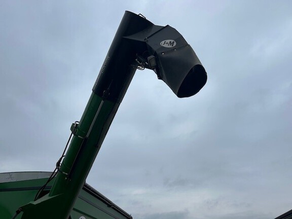 2014 J&M 875-18 Grain Cart