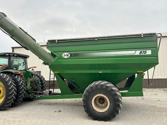 2014 J&M 875-18 Grain Cart