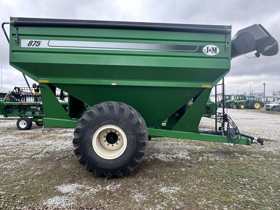2014 J&M 875-18 Grain Cart