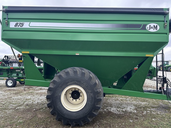 2014 J&M 875-18 Grain Cart