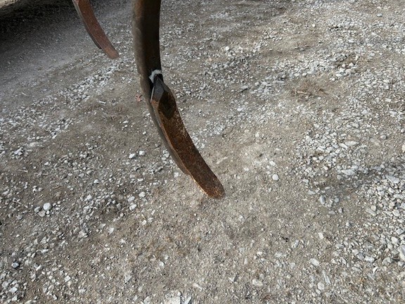 2014 John Deere 610 Chisel Plow