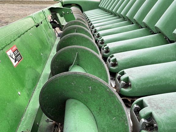 2014 John Deere 618C Header Corn Head