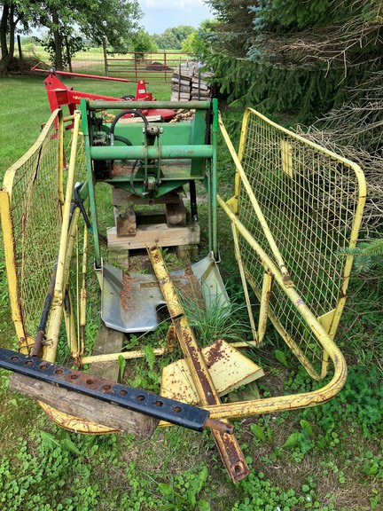 John Deere Bale Kicker Attachments