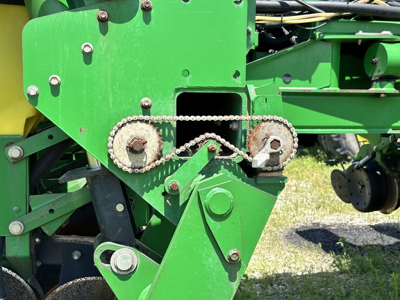 2006 John Deere 1770NT Planter