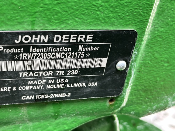 2021 John Deere 7R 230 Tractor