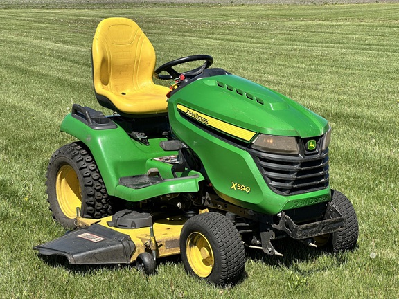 2019 John Deere X590 Garden Tractor