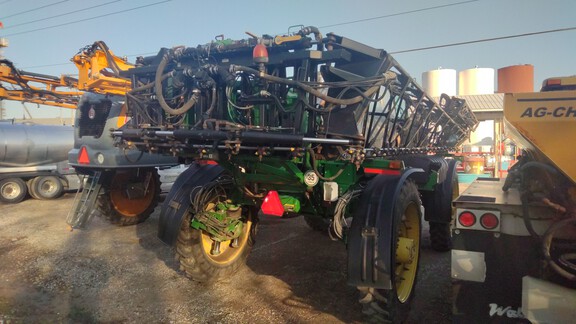 2013 John Deere 4940 Sprayer/High Clearance