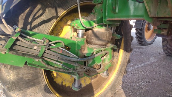 2013 John Deere 4940 Sprayer/High Clearance