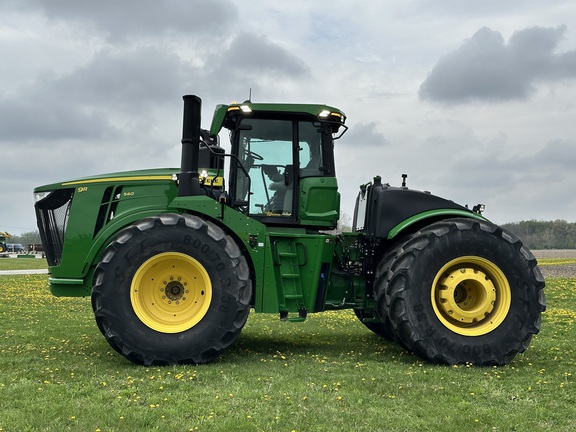 2024 John Deere 9R 540 Tractor 4WD